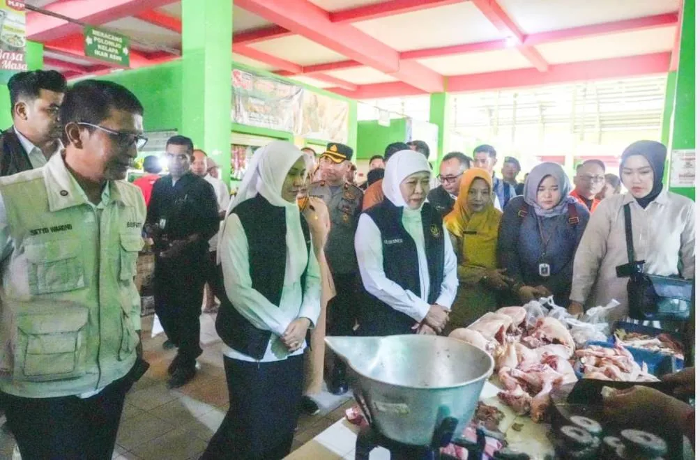 Gubernur Khofifah Tinjau Pasar dan Sentra Sapi di Bojonegoro Jelang Idul Adha