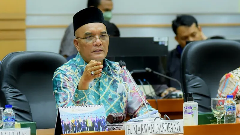 Komisi VIII: Hentikan Sweeping Rumah Makan Selama Ramadan