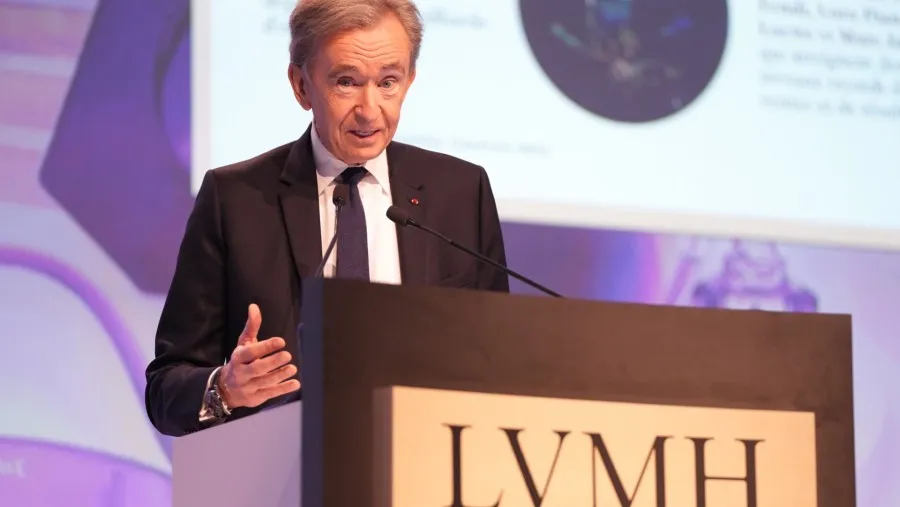 Bernard Arnault Tingkatkan Kepemilikan di LVMH Melebihi 50%