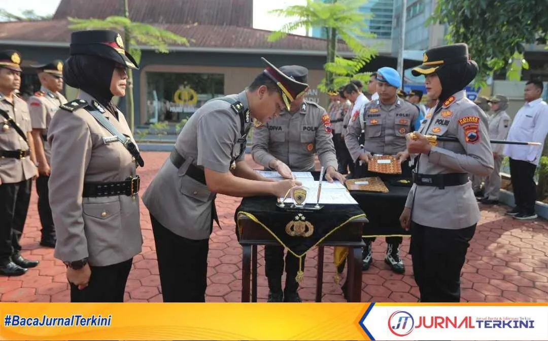 Kapolres Semarang Tekankan Integritas dan Pelayanan dalam Sertijab Pejabat Utama
