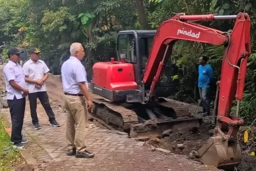 Ketua DPRD Ngawi Tinjau Perbaikan Infrastruktur Setelah Cuaca Ekstrem