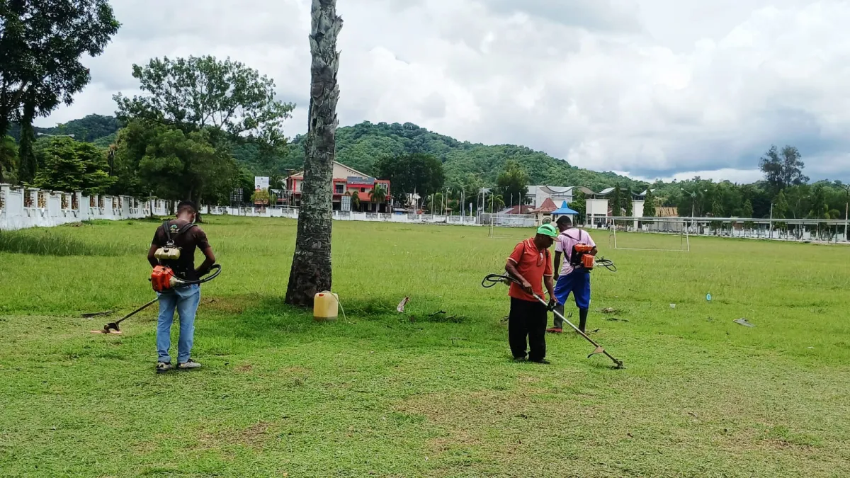 Satpol PP TTU Laksanakan Kerja Bakti Sambut HUT ke-76