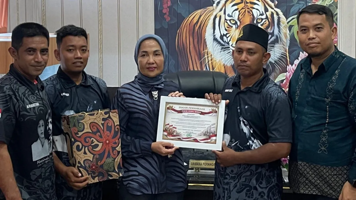 Ketua DPRD Langkat Dapat Penghargaan sebagai Dukungan bagi Buruh Perkebunan