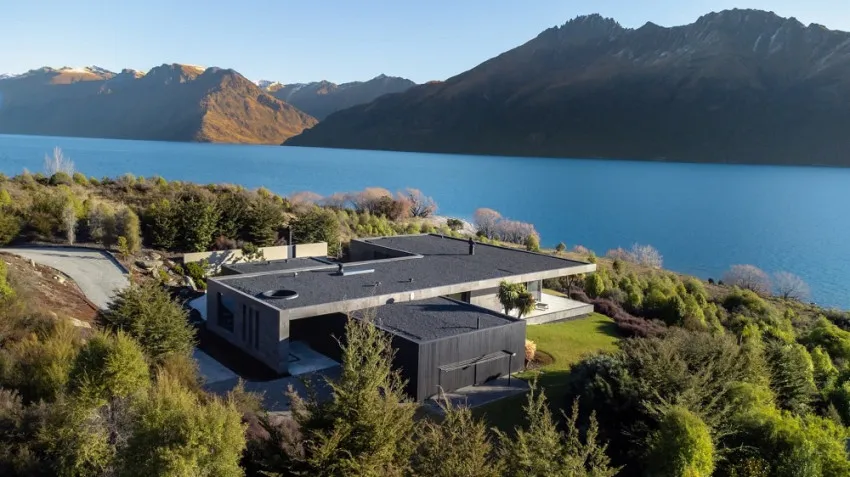 Queenstown: Kota Mewah sebagai Persiapan Menghadapi Kiamat