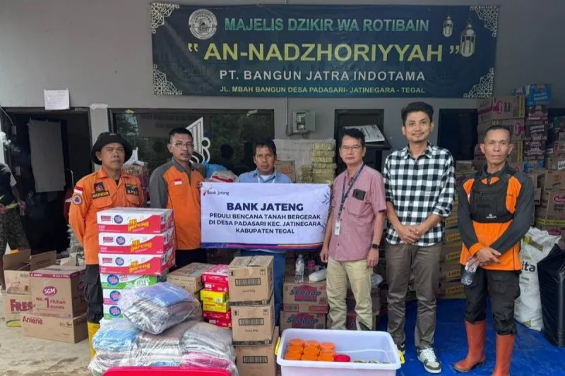 Bank Jateng Salurkan Bantuan untuk Warga Terdampak Bencana di Padasari