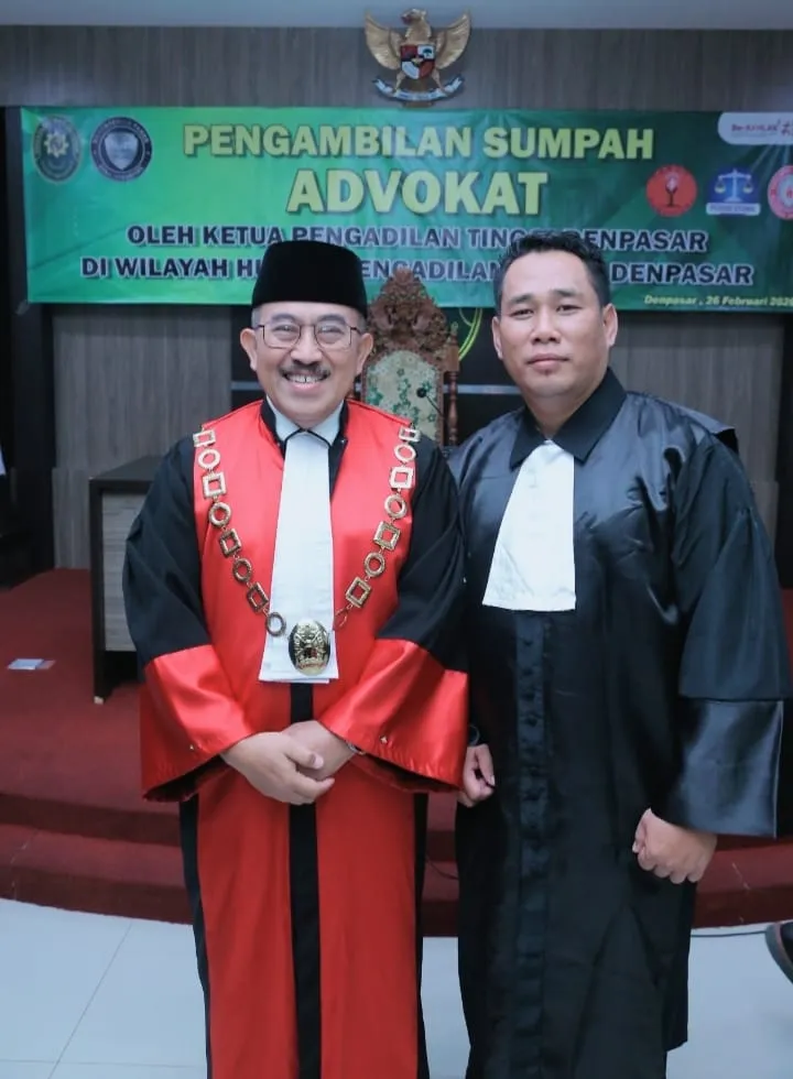 Yohanes Resmi Dilantik sebagai Advokat di Denpasar