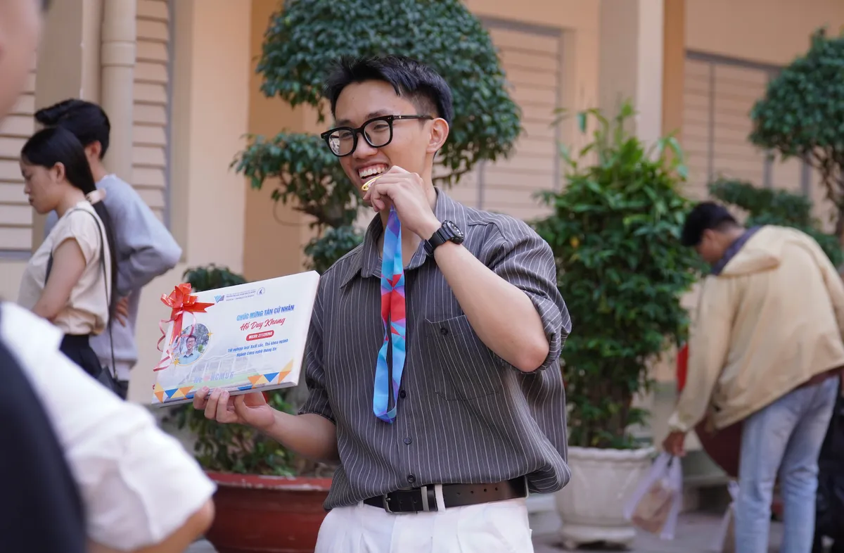 Ho Duy Khang, Mahasiswa Ilmu Sosial yang Raih Gelar Terbaik Teknologi Informasi