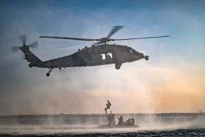 Kompetisi Jumpmaster Pertama di Fort Benning: Prajurit Uji Keahlian Terjun