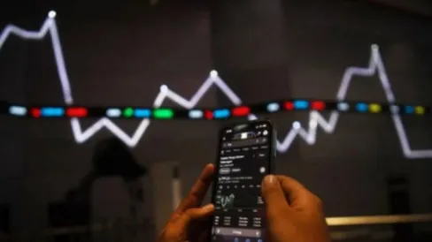 IHSG Diprediksi Volatil Akibat Risiko Geopolitik dan Kenaikan Harga Energi