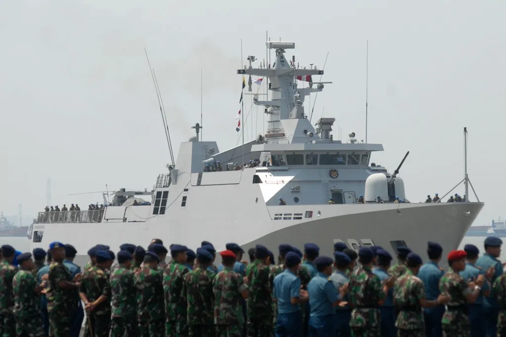 Indonesia Gencar Modernisasi Angkatan Laut: Antara Kapal Induk dan Infrastruktur Pulau