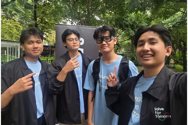 Tim Labmino Ciptakan Kacamata Pintar untuk Membantu Difabel Netra Berlari