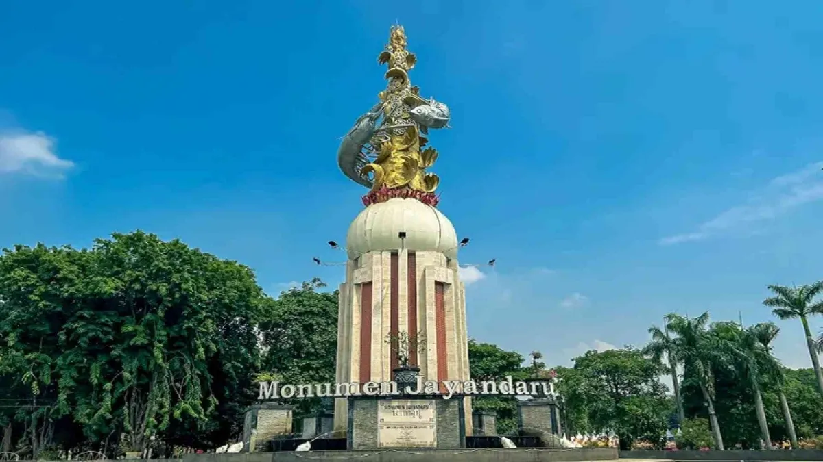 Menganalisis Kesenjangan Ekonomi antara Waru dan Jabon Sidoarjo