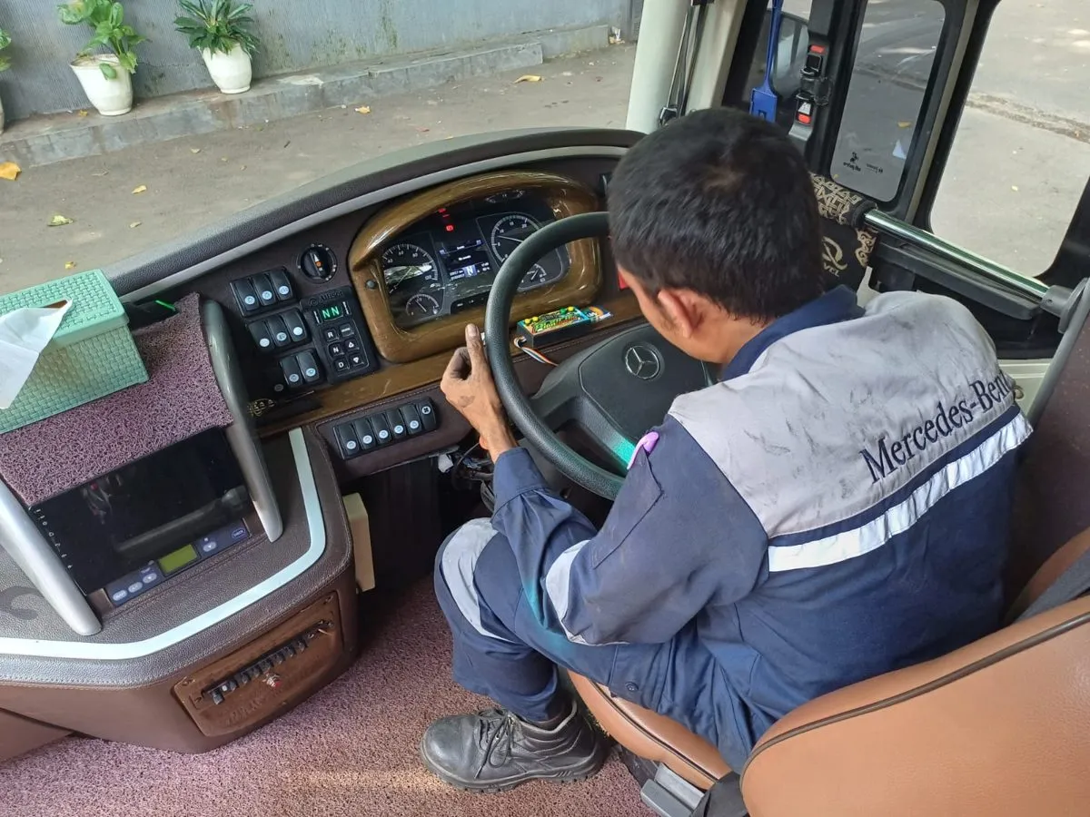 Mercedes-Benz Bus Siapkan 12 Posko Rescue 24 Jam untuk Mudik 2026