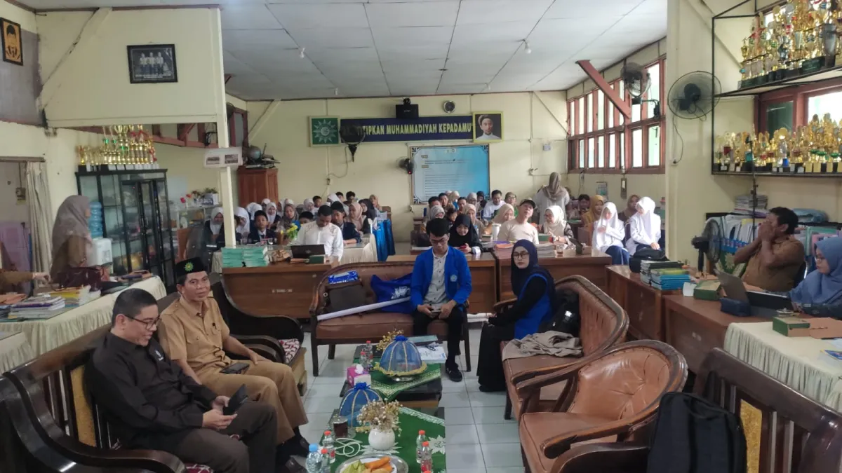 Unismuh Makassar Adakan PKM Literasi Digital Berbasis Nilai Islam di Gowa