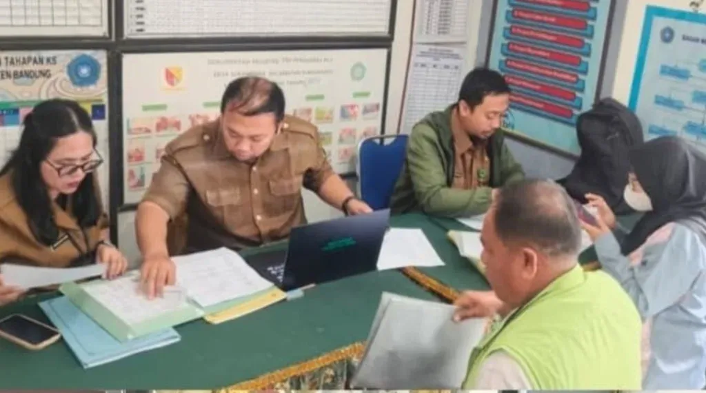 Layanan Jempol Pelanduk Permudah Akses Administrasi Kependudukan di Kabupaten Bandung