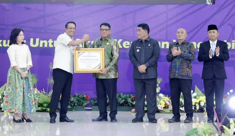 Pemkab Bolmong Dapat Penghargaan atas Dukungan Pos Bantuan Hukum