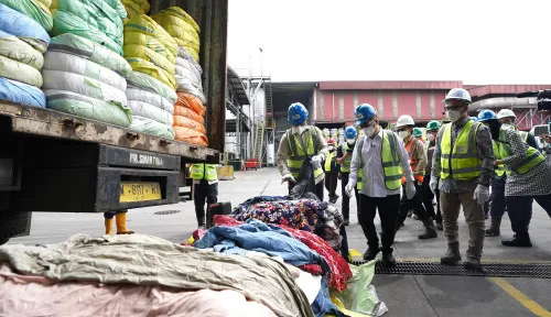 Kemendag Awasi Ketat Impor Pakaian Bekas Cacah dari AS untuk Industri