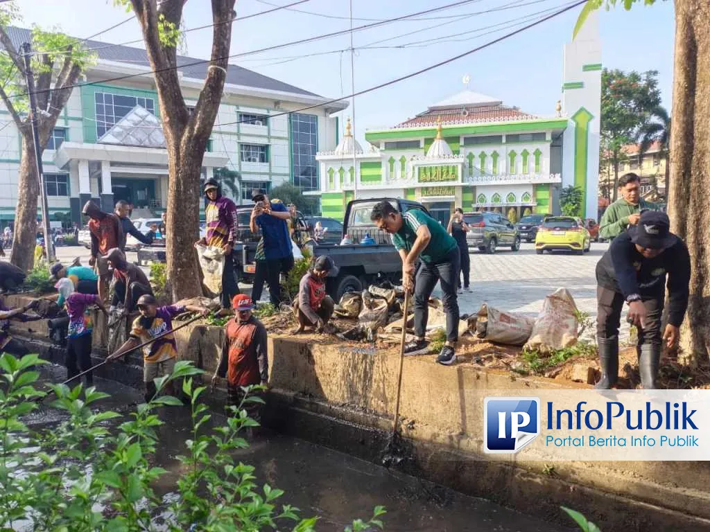Kebersihan Lingkungan Kerja Tingkatkan Produktivitas ASN di Pontianak
