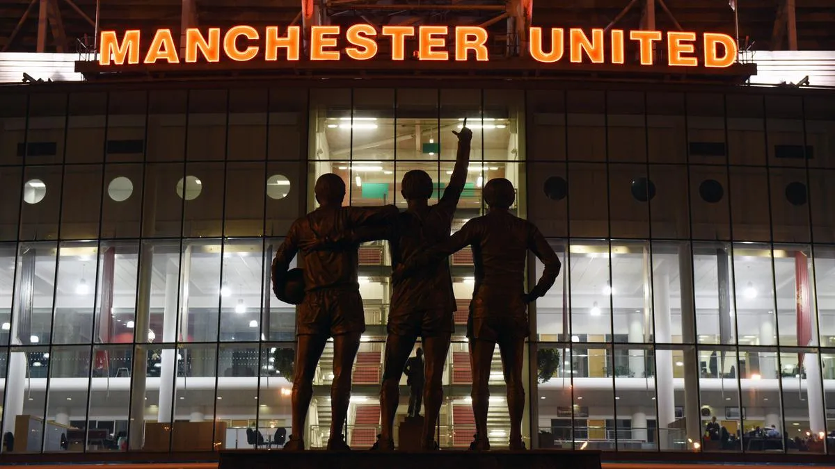 Manchester United Targetkan Pape Gueye dari Villarreal di Bursa Transfer