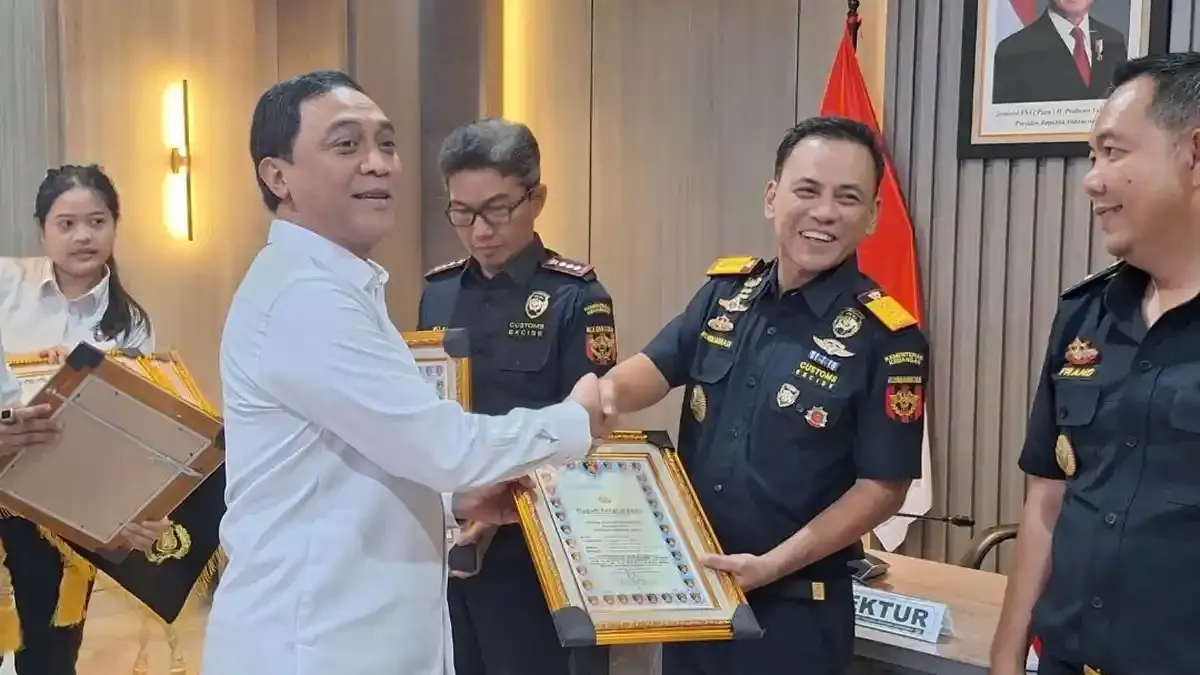 Bareskrim Berikan Penghargaan kepada 63 Personel Mitra dalam Pemberantasan Narkoba
