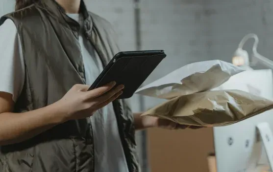 UMKM Fashion Cirebon Terapkan Strategi Bertahan di Tengah Penurunan Daya Beli