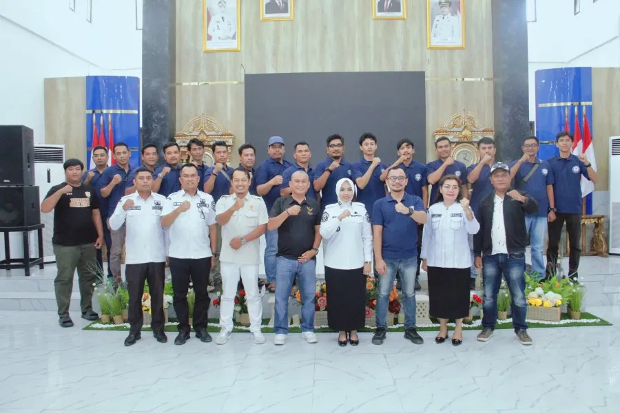 Bupati Labuhanbatu Lepas Kontingen News Room FC untuk Porwasu 2026