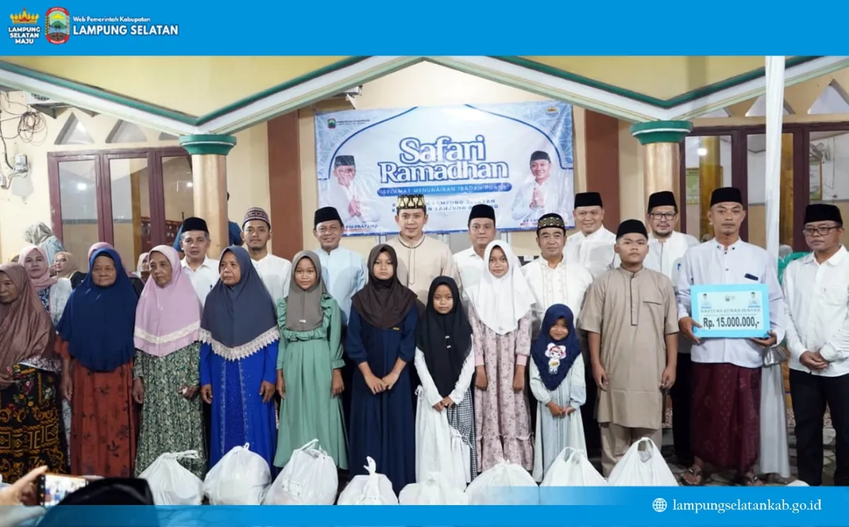 Bupati Egi Serukan Gotong Royong dalam Safari Ramadan di Tanjung Bintang