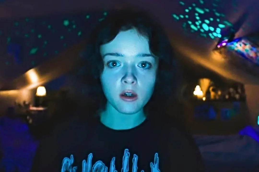 7 Film Thriller yang Menggambarkan Bahaya Hubungan Parasosial