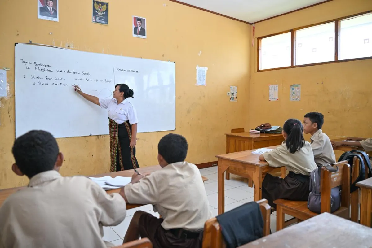 Pemerintah Tingkatkan Insentif dan Tunjangan untuk Kesejahteraan Guru