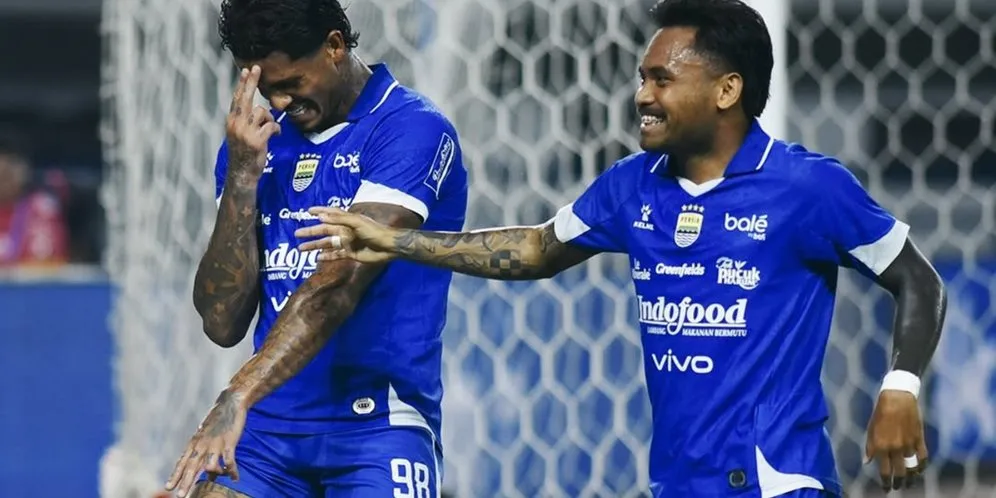 Persib Bandung Menang 5-0 atas Madura United, Kokoh di Puncak Klasemen