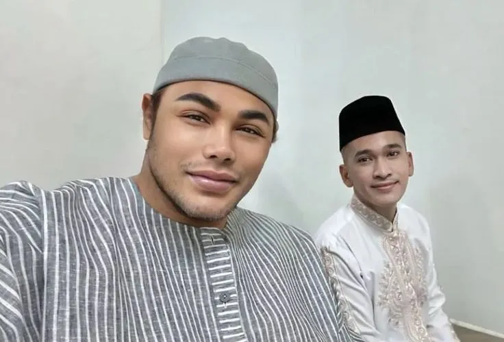 Artis Mualaf 2024: Perjalanan Spiritual Mahalini, Selin Evanelista, dan Lainnya