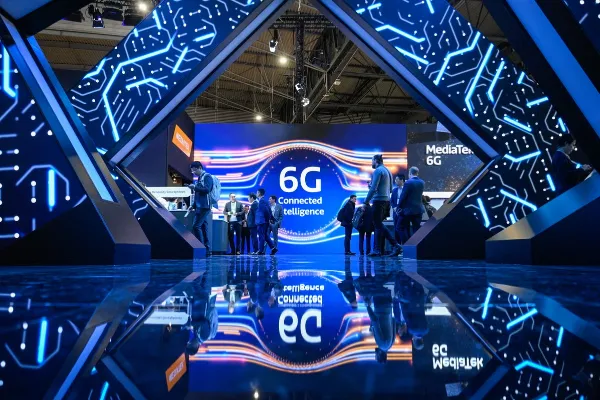 Inovasi Sistem Komunikasi Hibrida Dukung Pengembangan Teknologi 6G