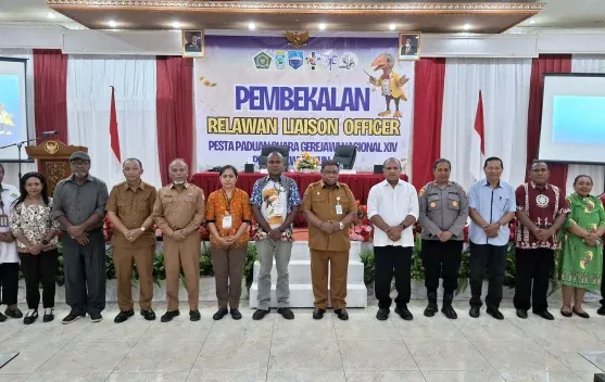 Pembekalan 114 Relawan LO untuk Pesparawi Nasional XVI di Papua Barat
