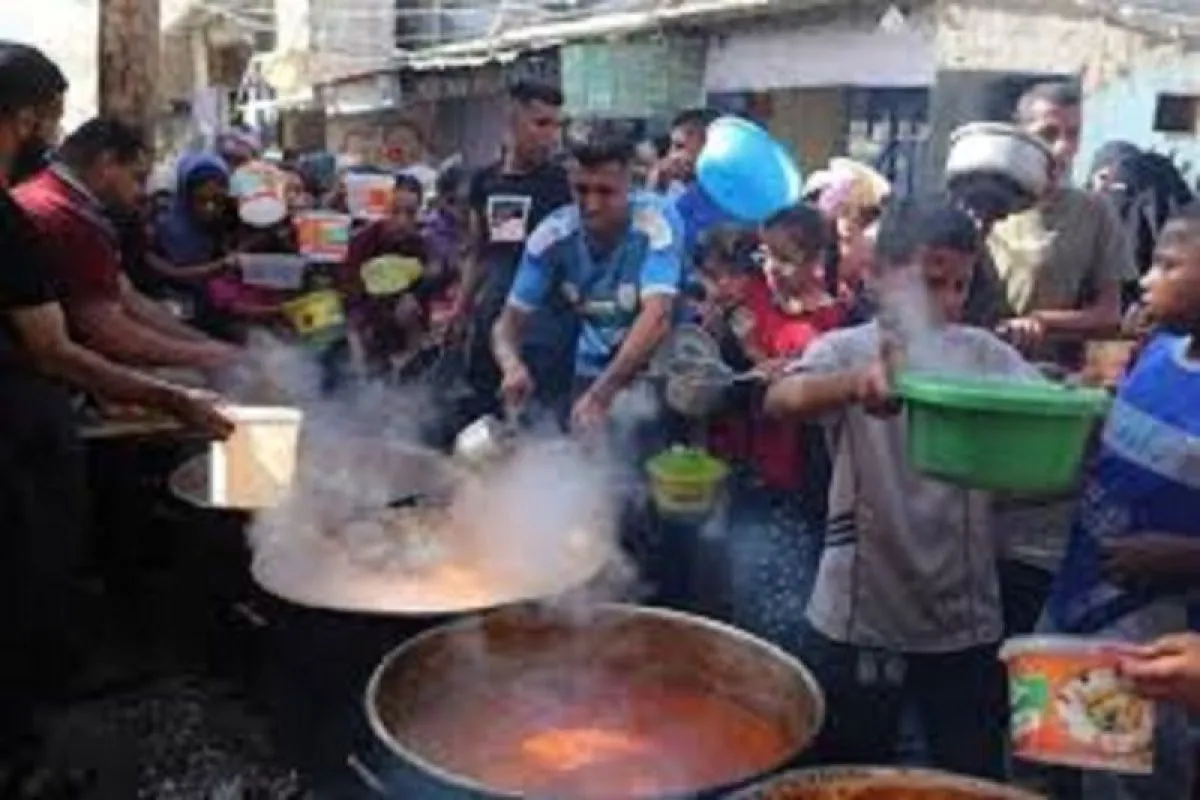Arab Saudi Luncurkan Dapur Pusat di Gaza untuk Sediakan 24.000 Porsi Makanan Harian
