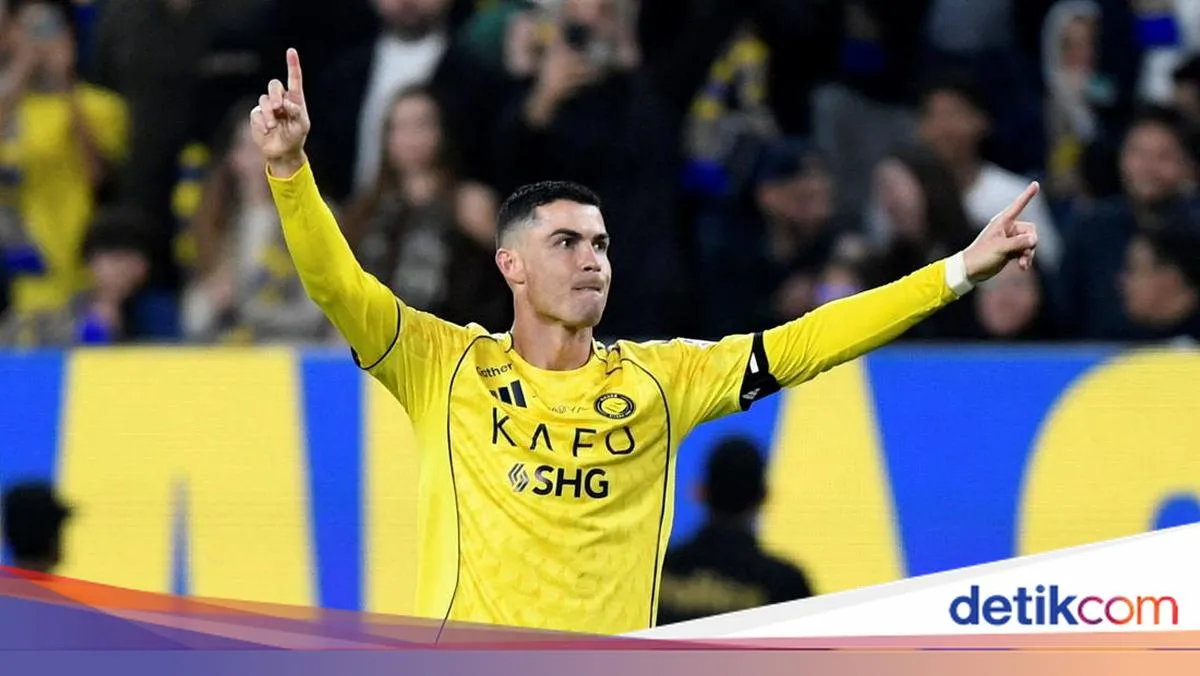 Cristiano Ronaldo Resmi Akuisisi Klub Almeria