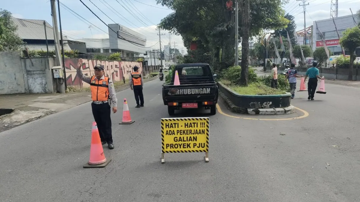 Dishub Kota Magelang Lakukan Pemangkasan Pohon Jelang Mudik Lebaran 2026