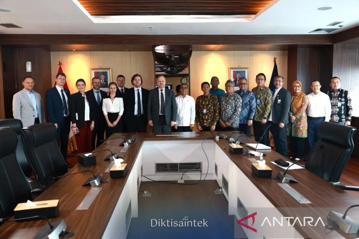 Kemdiktisaintek Jalin Kerja Sama Riset dan Pendidikan dengan Rusia