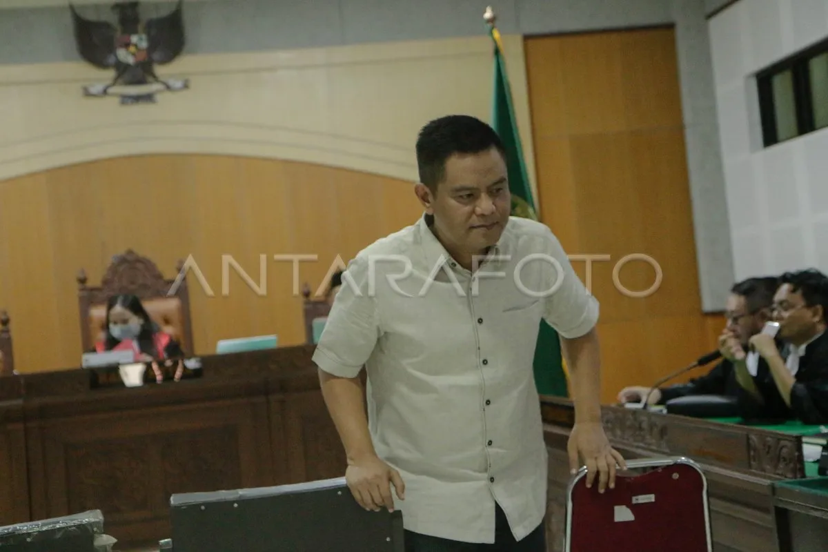 Sidang Dakwaan Kasus Gratifikasi Anggota DPRD NTB