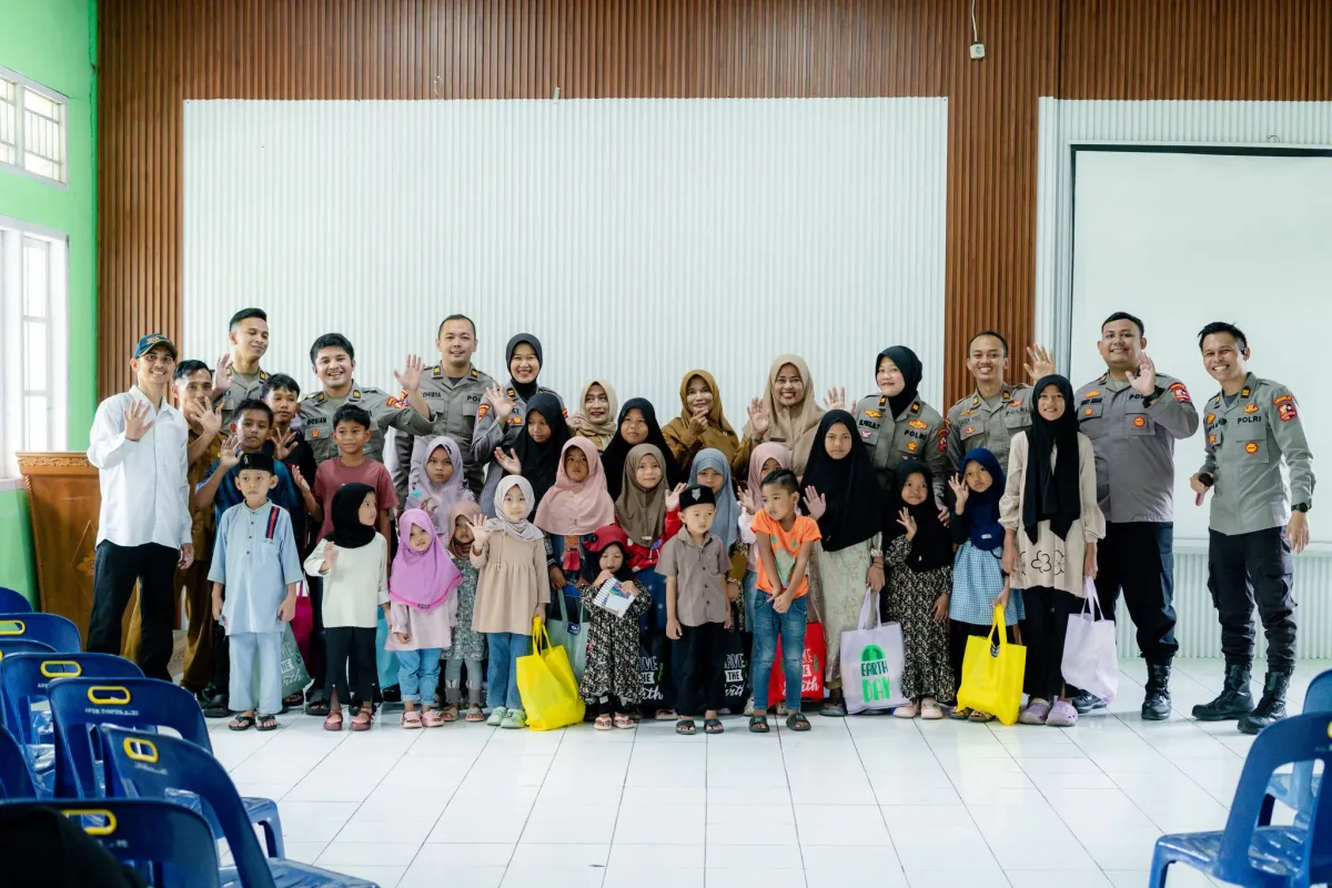 Kolaborasi Mahasiswa STIK dan Dinas Sosial Salurkan Bantuan untuk Warga Terdampak Bencana