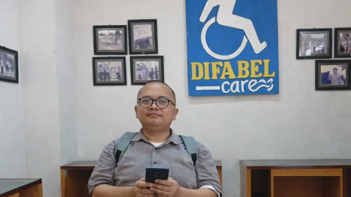 Difabel Netra Manfaatkan Teknologi AI untuk Optimalisasi Ibadah Ramadan