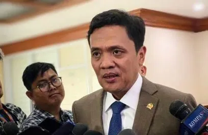Ketua BEM UGM Diminta Laporkan Teror, DPR Duga Ada Pihak Ketiga