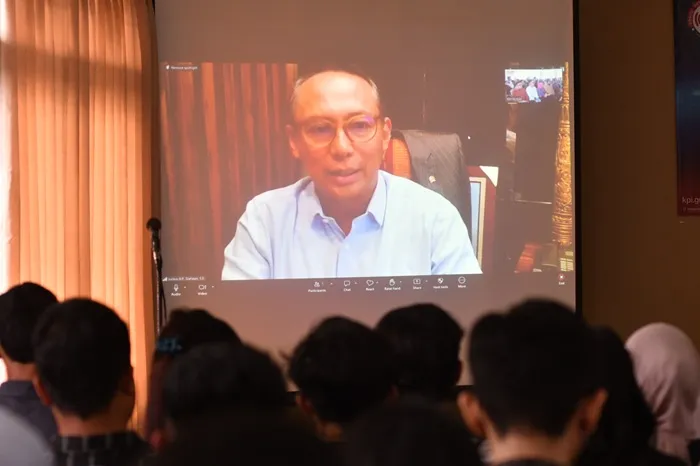 Penguatan Literasi Media untuk Mitigasi Dampak Negatif Konvergensi