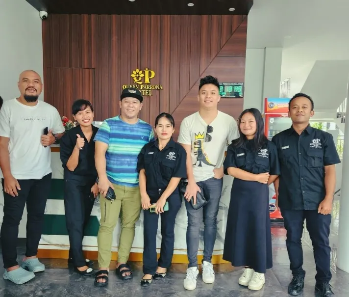 Queen Parrona Hotel Jadi Pilihan Utama Artis di Tapanuli Utara