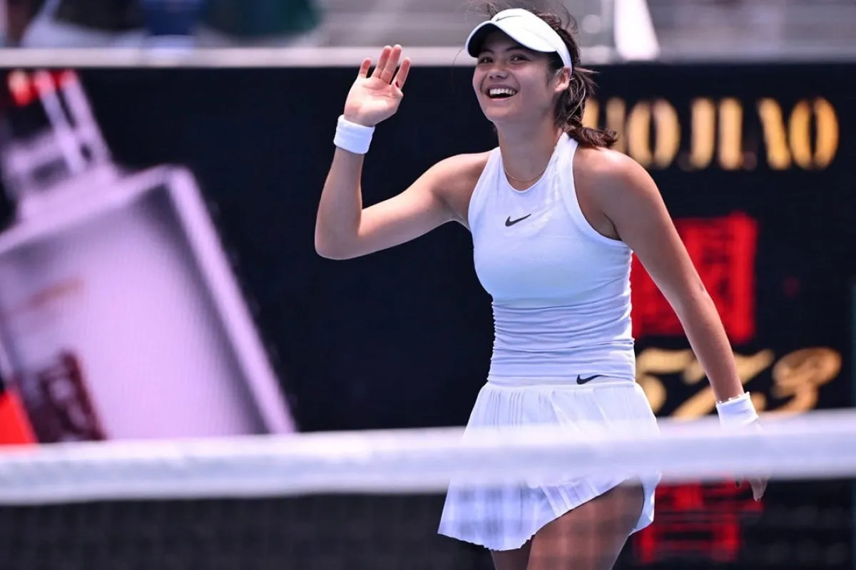Emma Raducanu Resmi Bergabung dengan Uniqlo, Nike Kehilangan Bintang Tenis