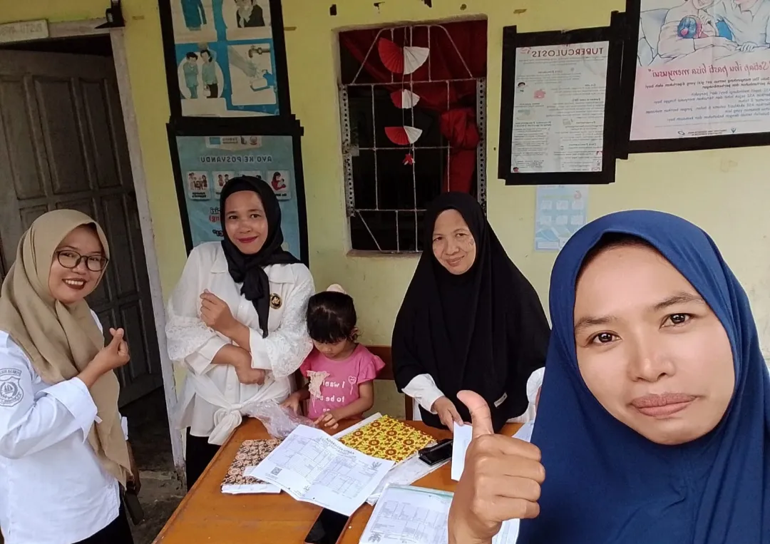 Pelaksanaan Posyandu di Desa Anrihua Dipantau Langsung oleh Kepala Desa Andi Iriani