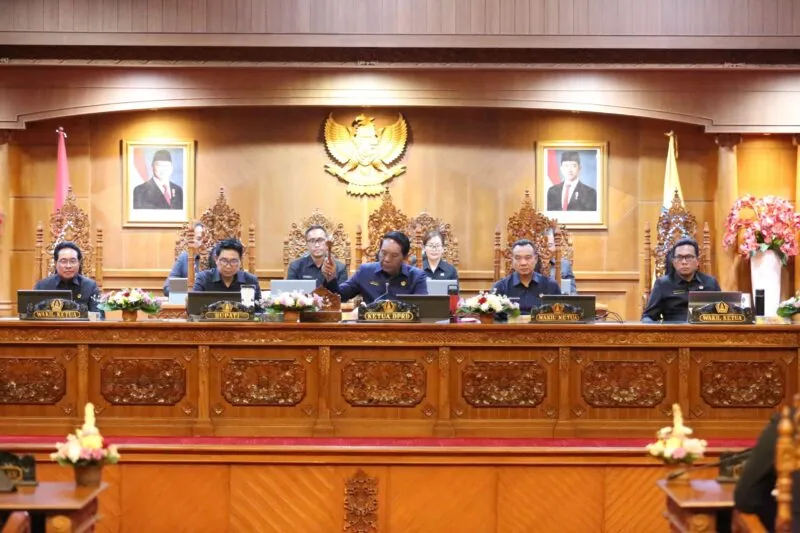 DPRD Badung Tanggapi LKPJ Bupati 2025: Fokus pada Infrastruktur dan Kebersihan