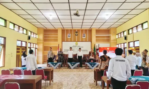Bhabinkamtibmas Tirtohargo Dukung Musyawarah Kalurahan 2025