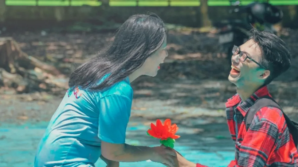 Normalisasi Pembicaraan Cinta dalam Keluarga Indonesia