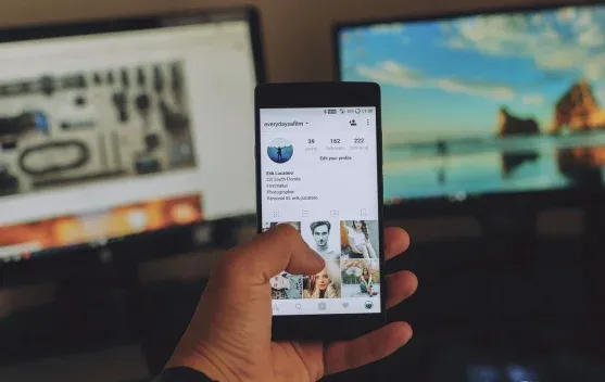 Hati-hati Oversharing di Media Sosial: Risiko Kejahatan Mengintai
