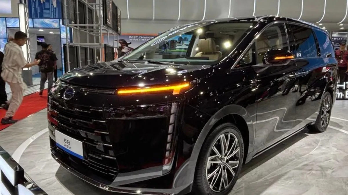 GAC E8: MPV Hybrid Mewah dengan Konsep Ruang Tamu Bergerak Diluncurkan di IIMS 2026